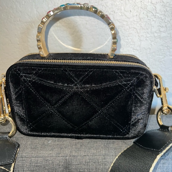 Marc Jacobs Velvet Snapshot - Picture 5 of 10